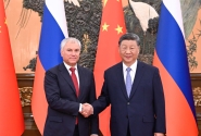 新华图讯丨习近平会见俄罗斯国家杜马主席沃洛金