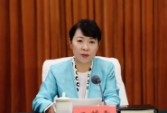 中央再打虎！内蒙古自治区主席王莉霞被查