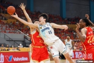 中国球员杨瀚森NBA首轮第16顺位被开拓者队选中